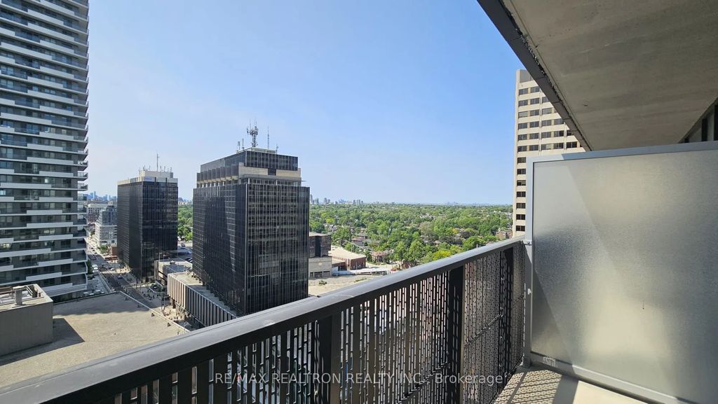 8 Eglinton Avenue 1201, Toronto C10