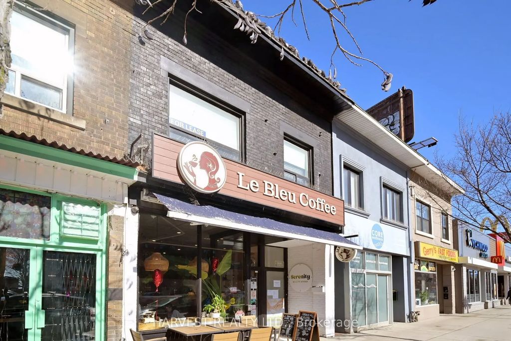 728 St Clair Avenue W 2nd Floor, Toronto C03