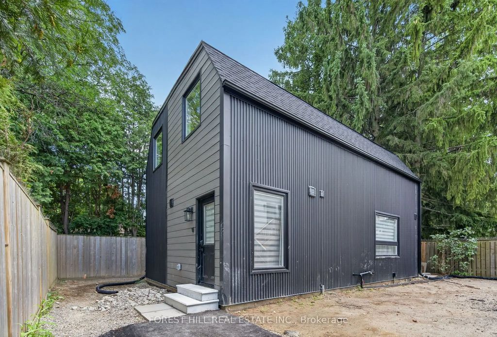 221 Churchill Avenue R - Garden, Toronto C07
