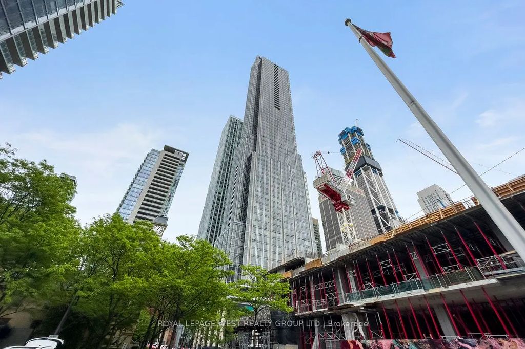 11 Yorkville Avenue 1310, Toronto C02