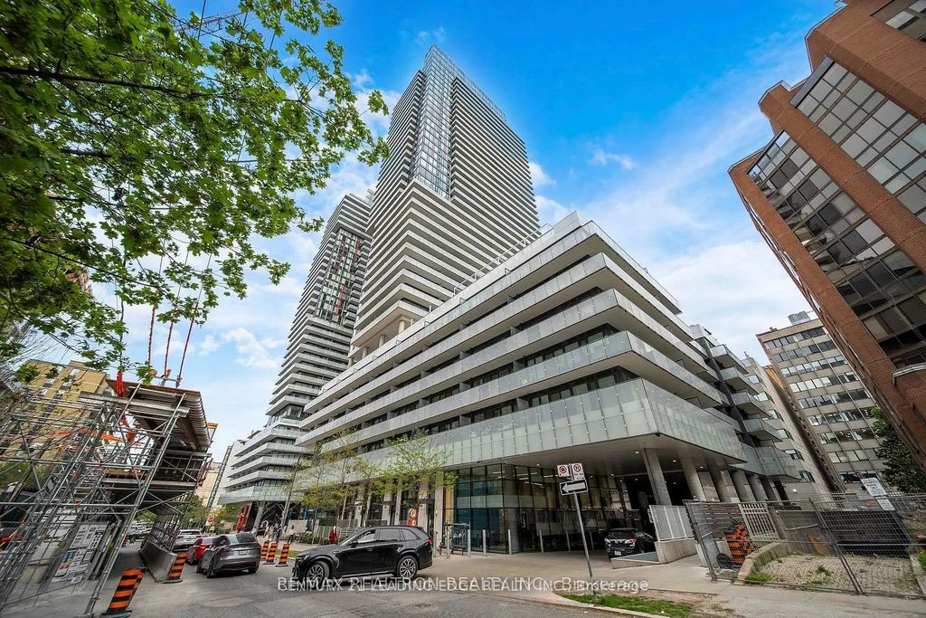 161 Roehampton Avenue 603, Toronto C10