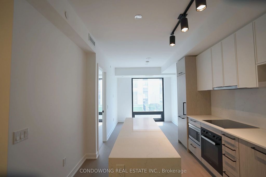 91 Montclair Avenue 502, Toronto C03