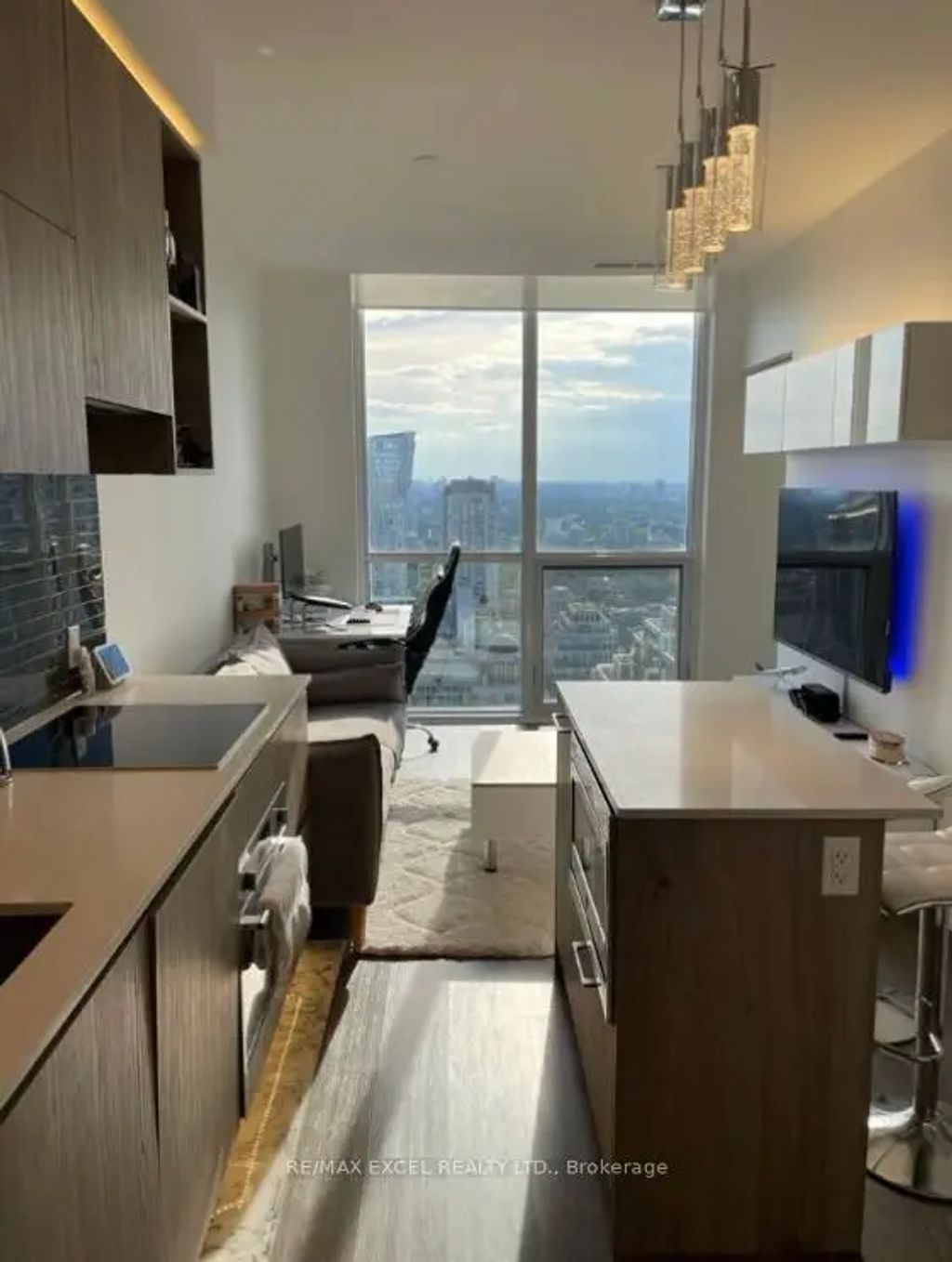 1 Yorkville Avenue 3103, Toronto C02
