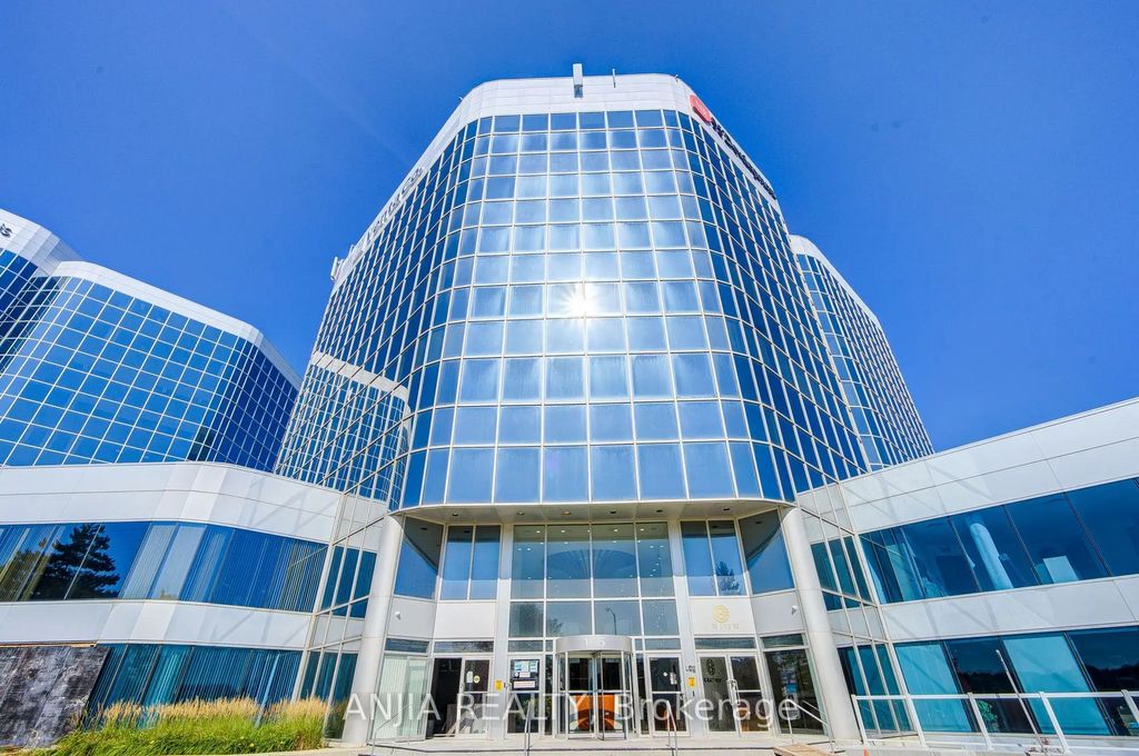 105 Gordon Baker Road 617, Toronto C15