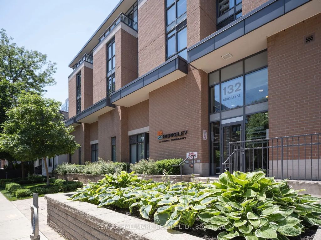 132 Berkeley Street 1004, Toronto C08