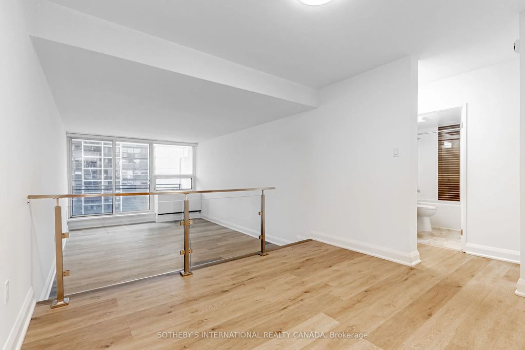 191 Sherbourne Street 1502, Toronto C08