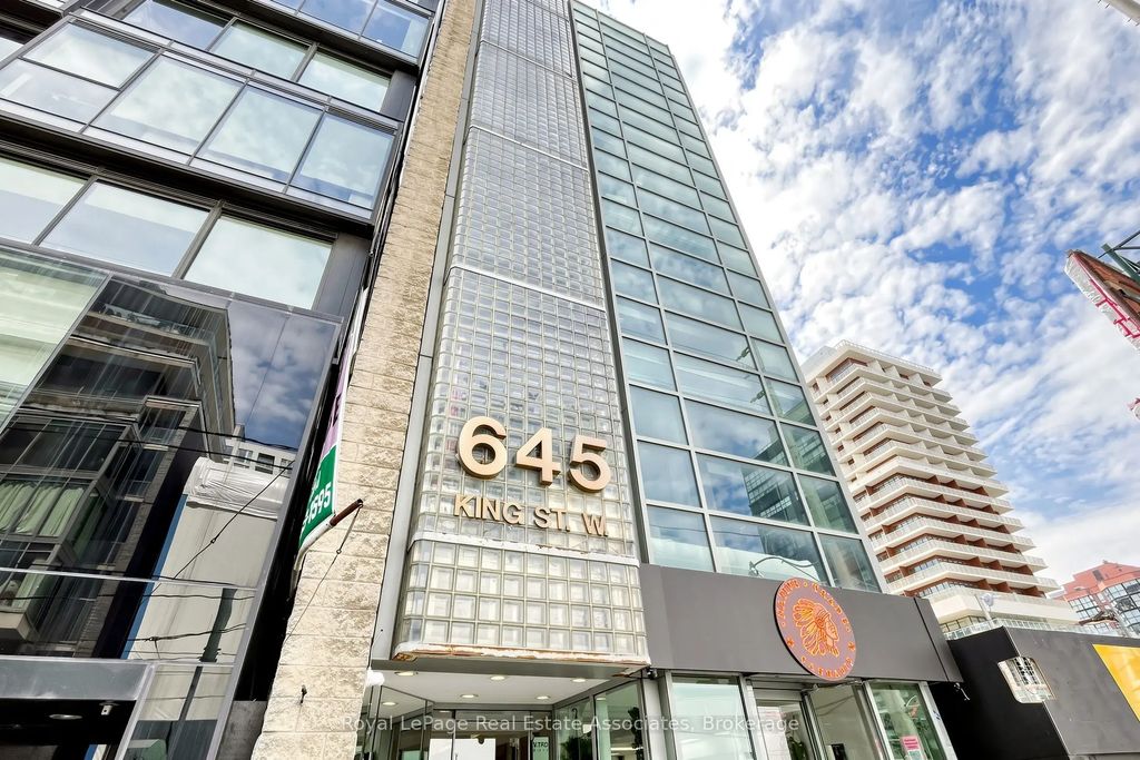 645 King Street W Second Level, Toronto C01