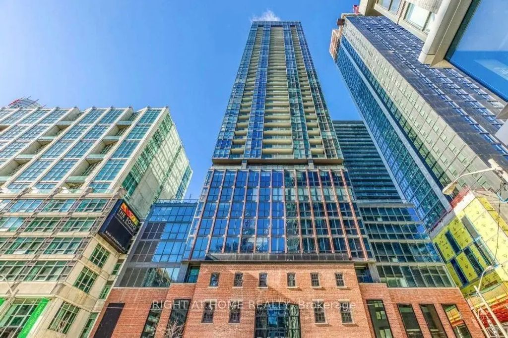 88 Blue Jays Way 1111, Toronto C01