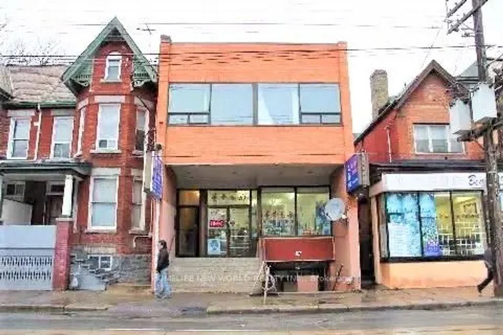 584 Dundas Street W Lower Level Basement, Toronto C01
