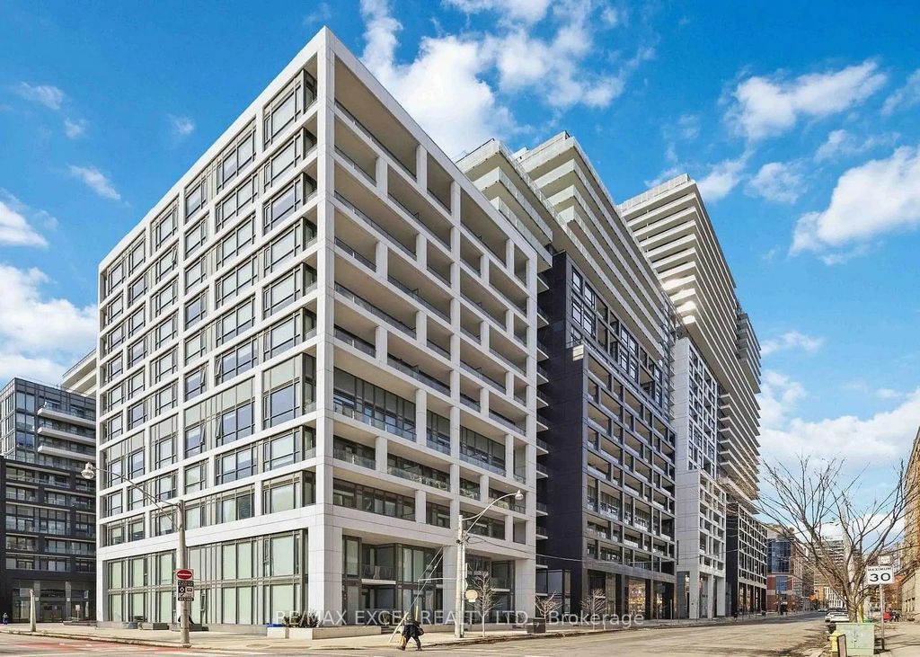 60 Princess Street 914 Se, Toronto C08