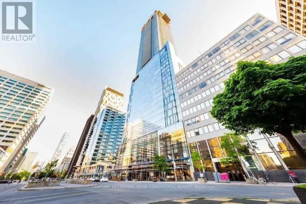 488 University Avenue 2312, Toronto C01