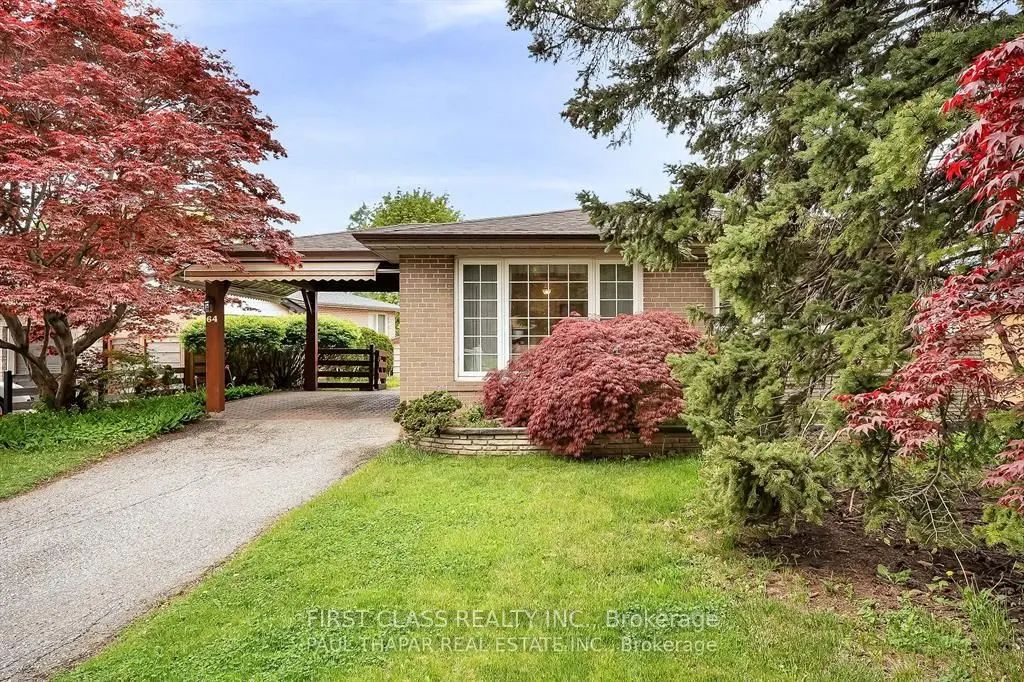 64 Grove Park Crescent, Toronto C15