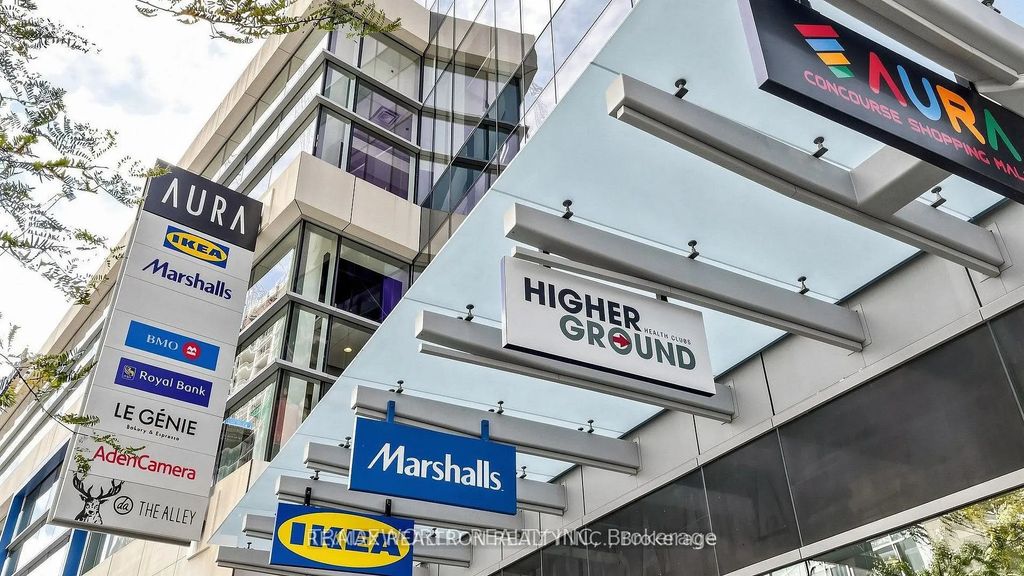 384 Yonge Street 93, Toronto C01