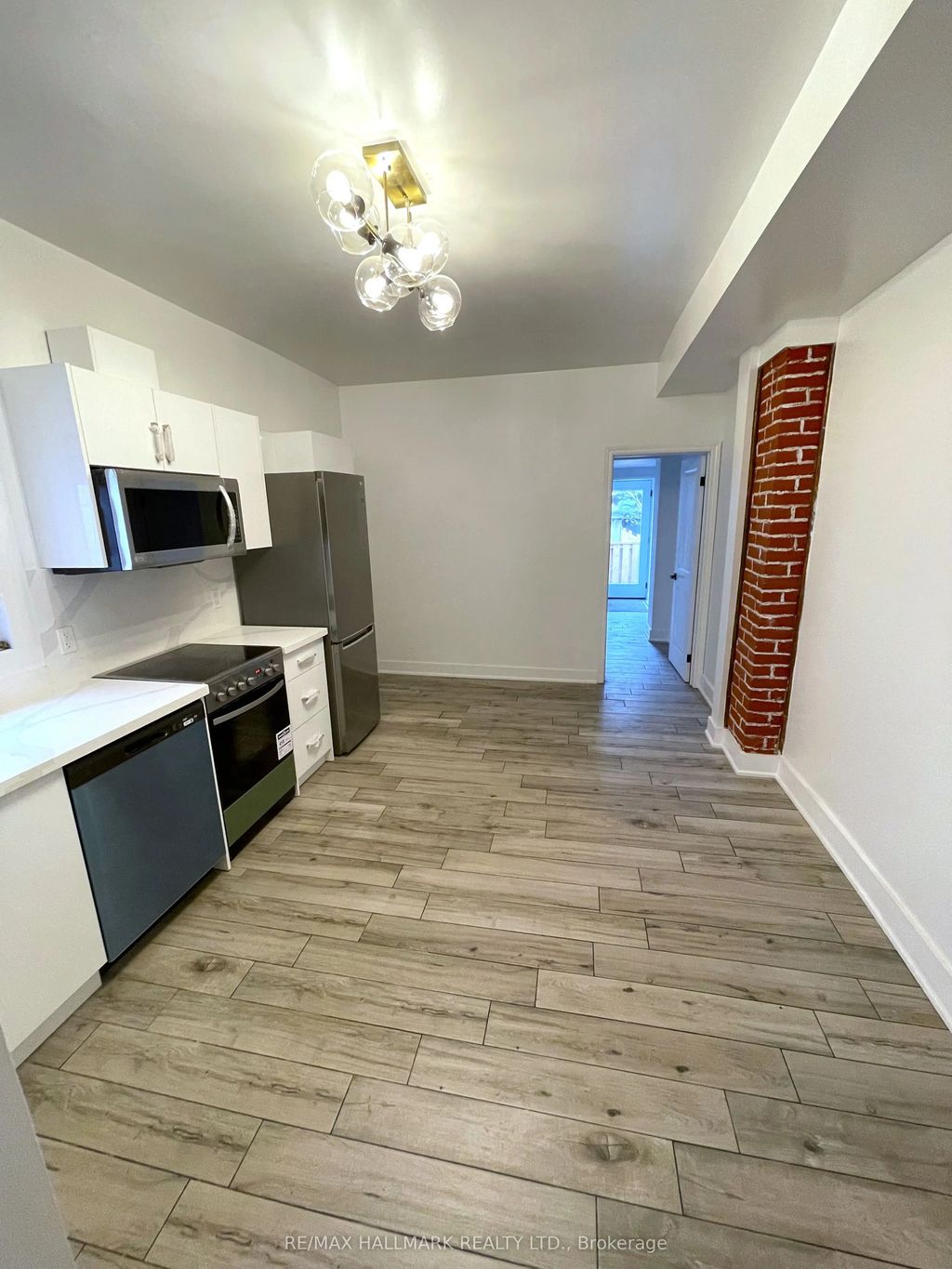 293 Euclid Avenue 202, Toronto C01