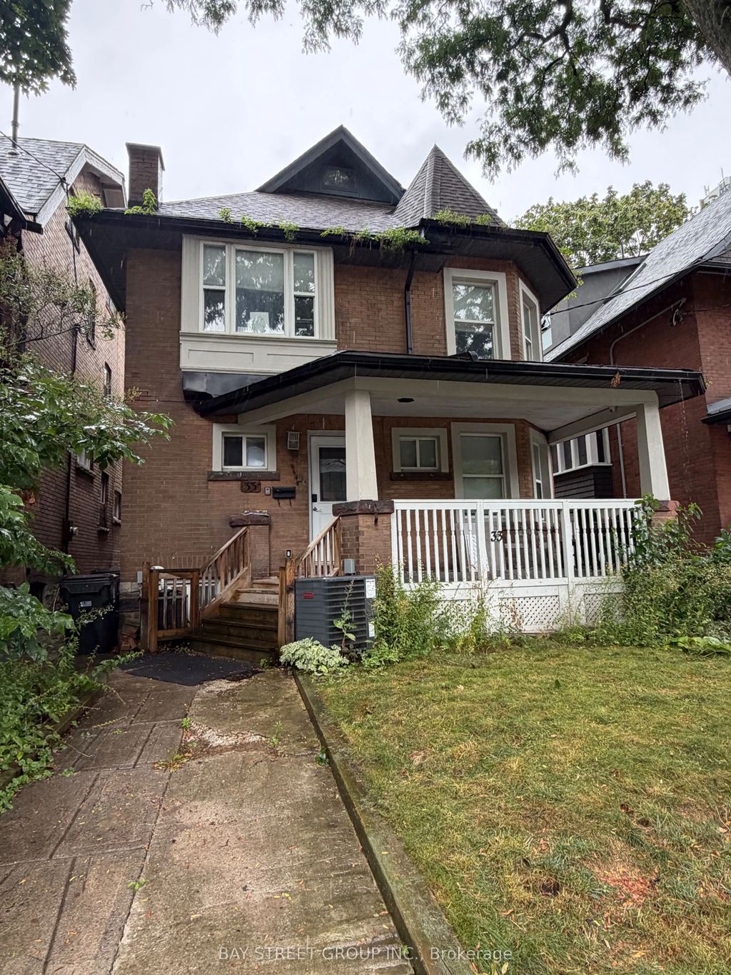 33 Dalton Road Main And Lower, Toronto C02