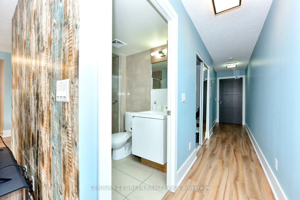 300 Front Street W 1014, Toronto C01