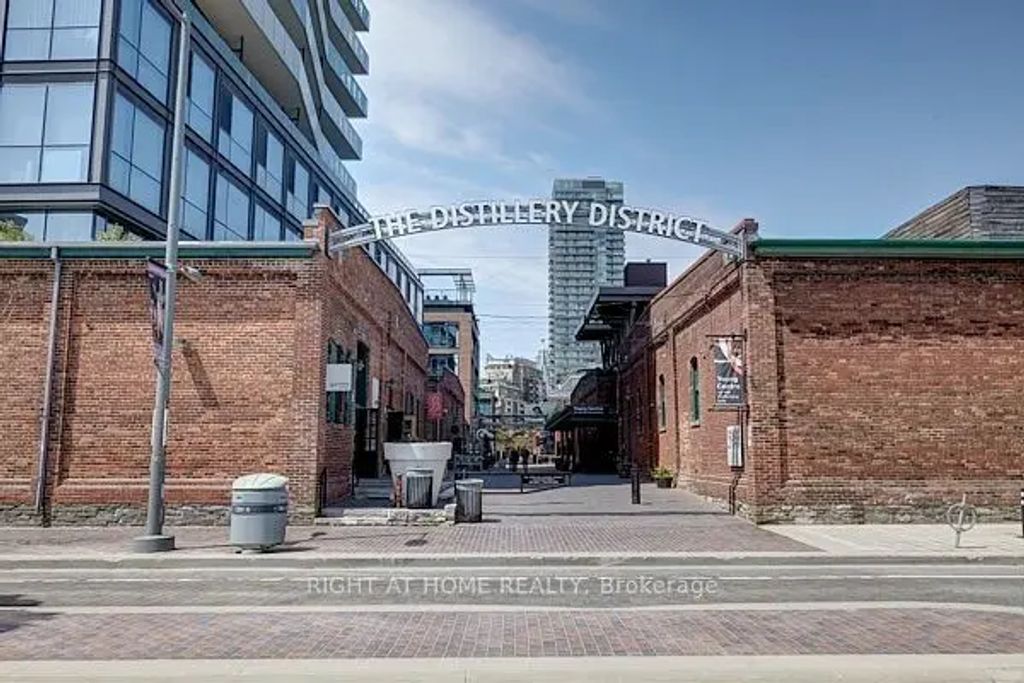 70 Distillery Lane 805, Toronto C08