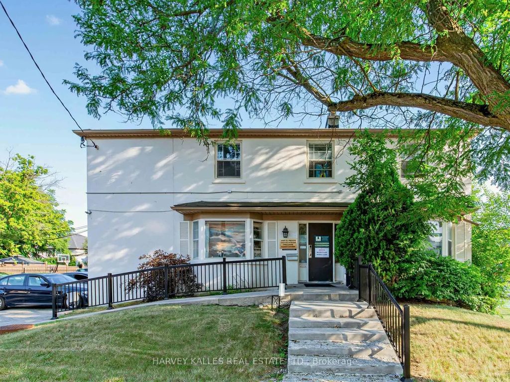 149 Willowdale Avenue, Toronto C14