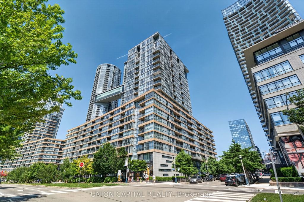 10 Capreol Court 551, Toronto C01