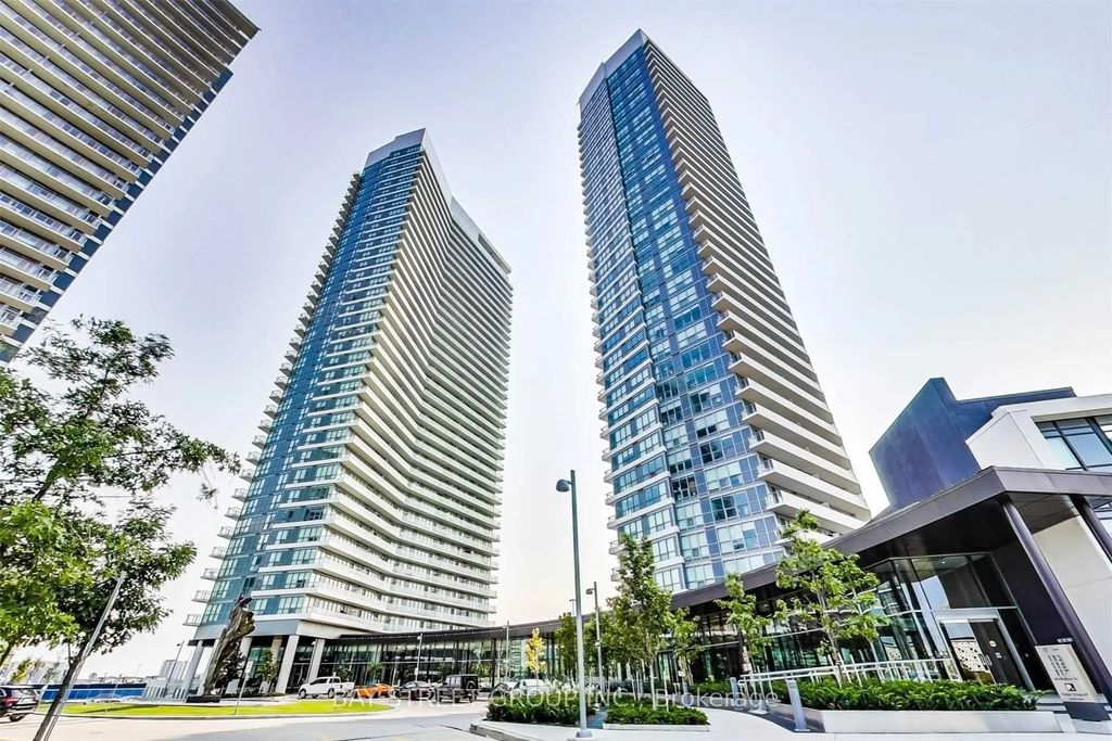 117 Mcmahon Drive 1808, Toronto C15