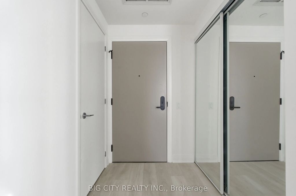 25 Frederick Todd Way 1002, Toronto C11