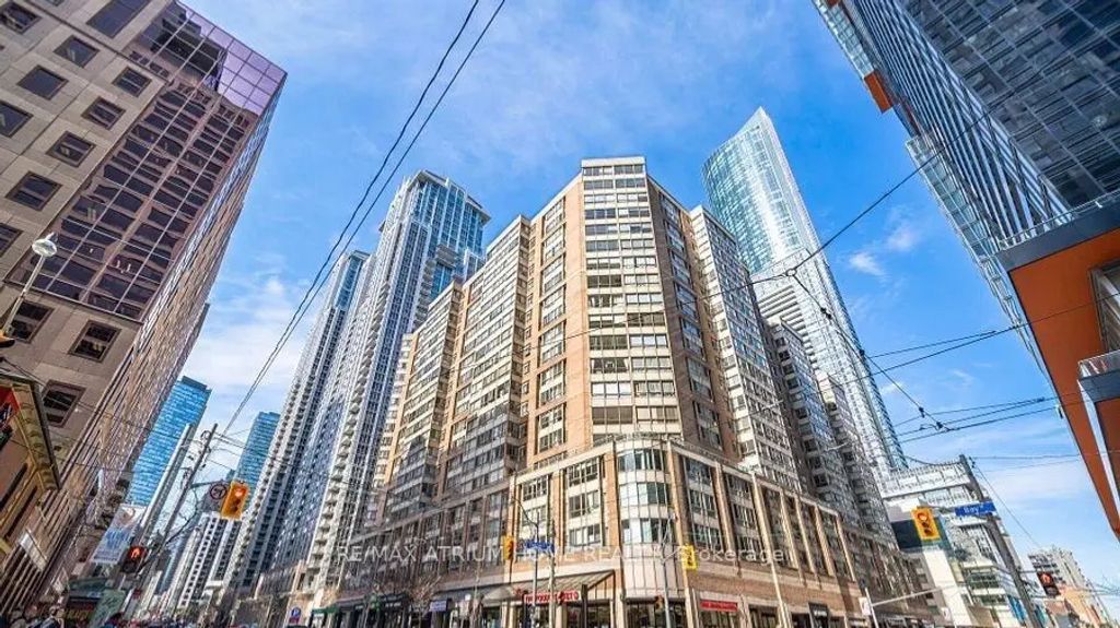 717 Bay Street 1403, Toronto C01