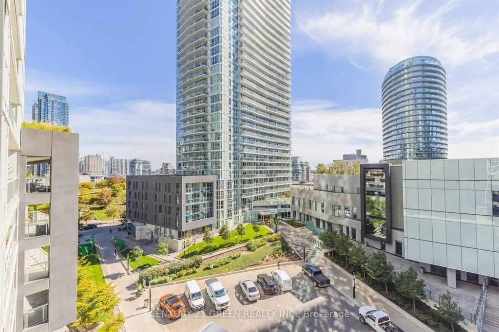 85 Queens Wharf Road 705, Toronto C01