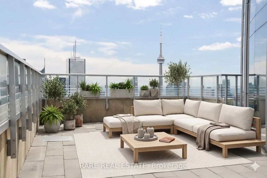 388 Yonge Street 5907, Toronto C01