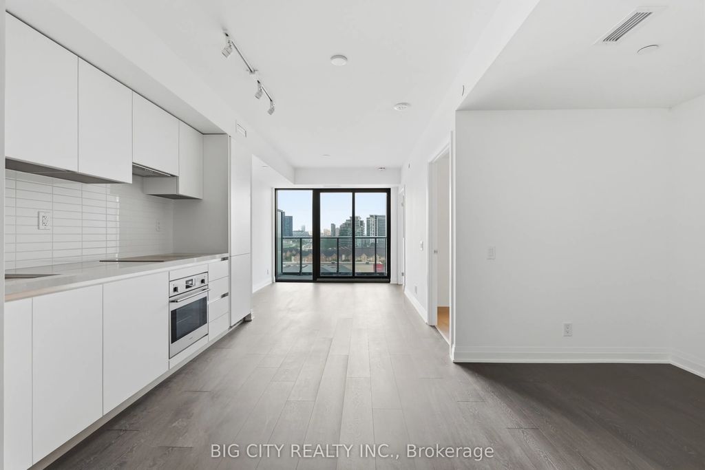 25 Frederick Todd Way 809, Toronto C11