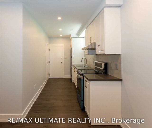 248 Wilmington Avenue Apt 1, Toronto C06