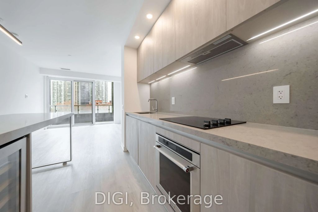 57 Spadina Avenue 1109, Toronto C01