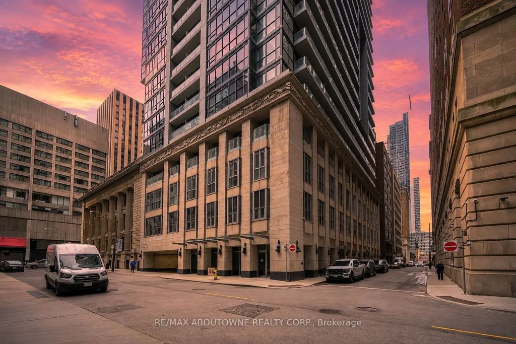70 Temperance Street 315, Toronto C01