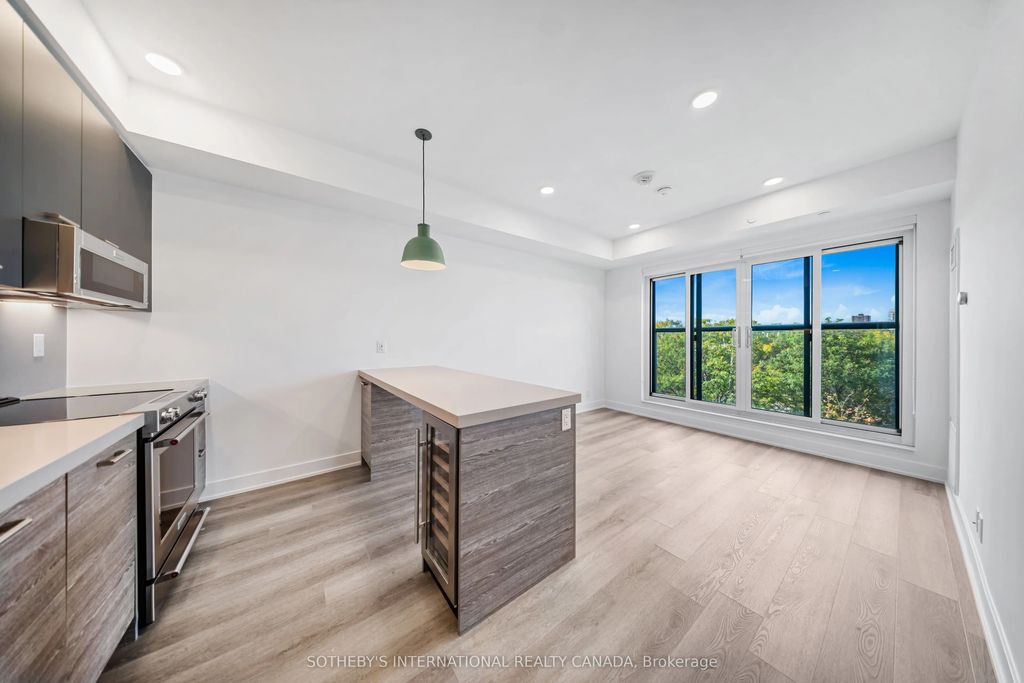 484 Spadina Avenue 807, Toronto C01