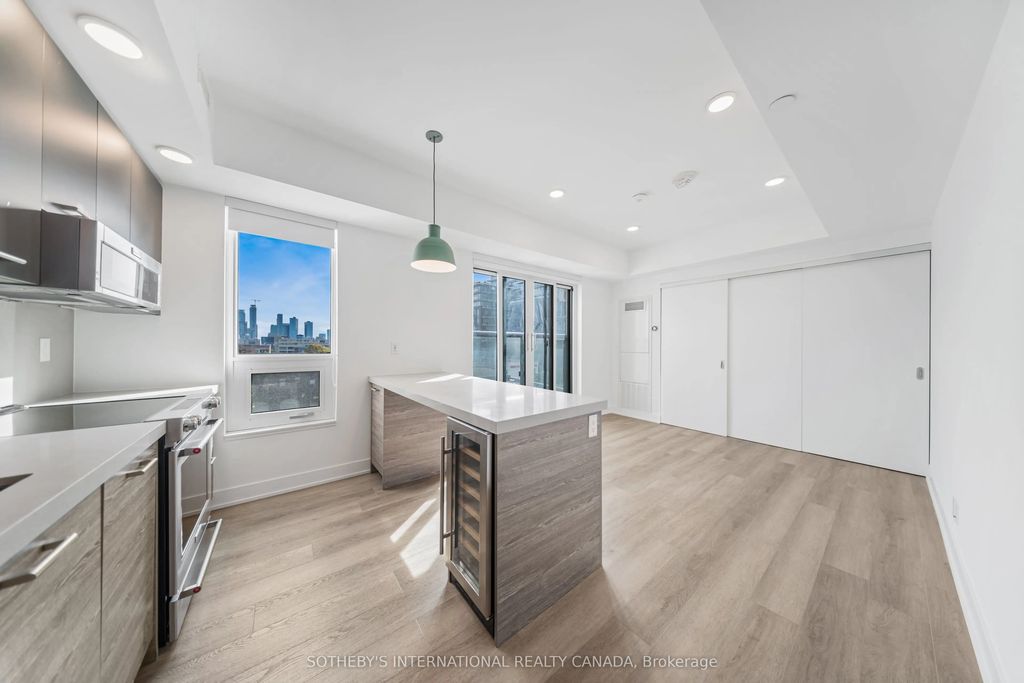 484 Spadina Avenue 802, Toronto C01