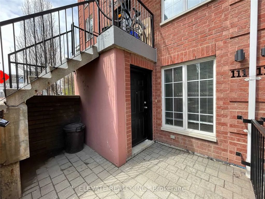 68 Douro Street 111, Toronto C01