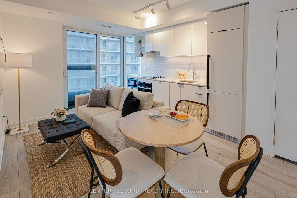 252 Church Street 2706, Toronto C08