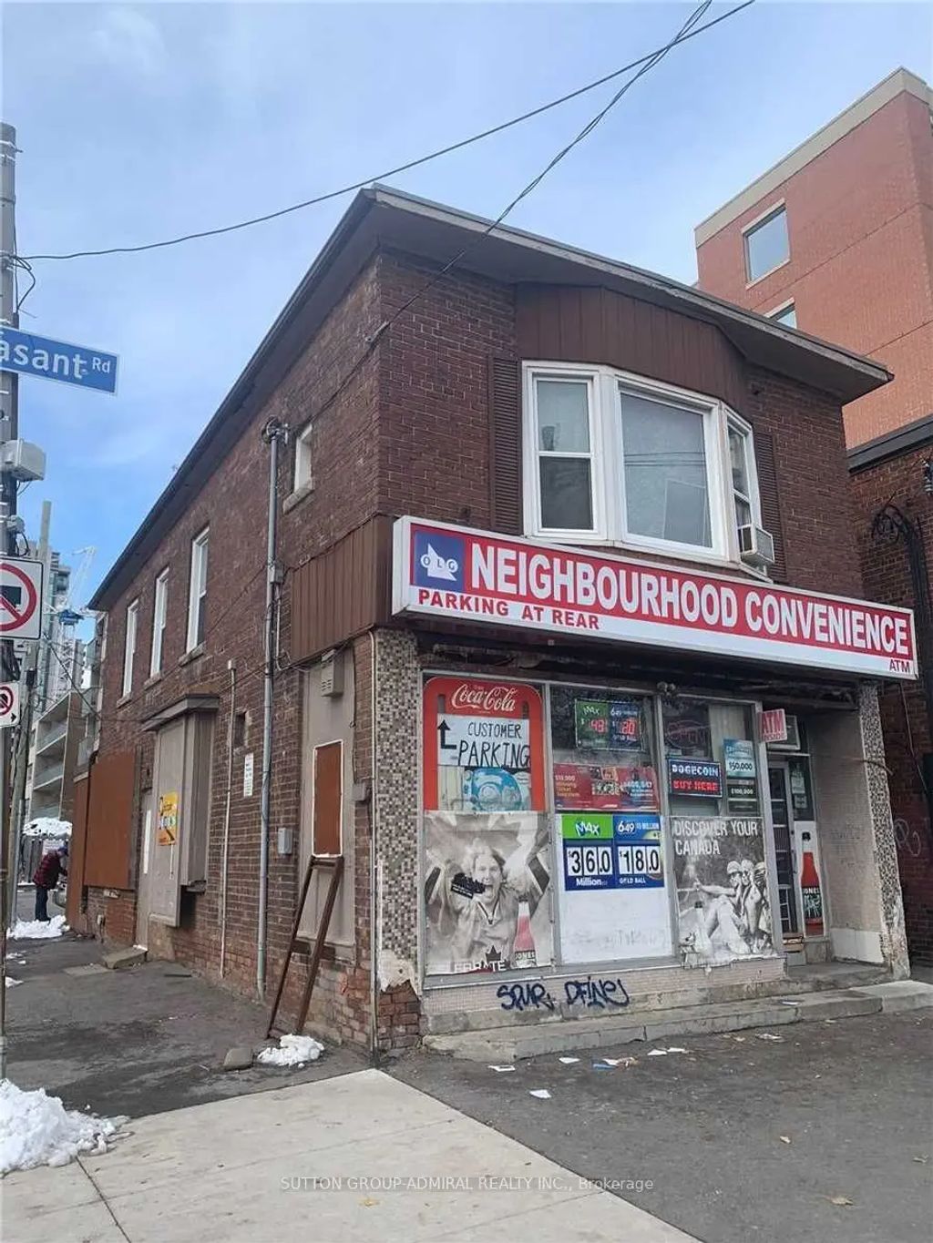 894 Mount Pleasant Road, Toronto C10