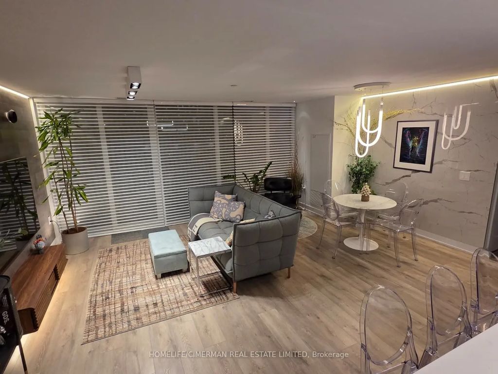 575 Bloor Street E 1602, Toronto C08