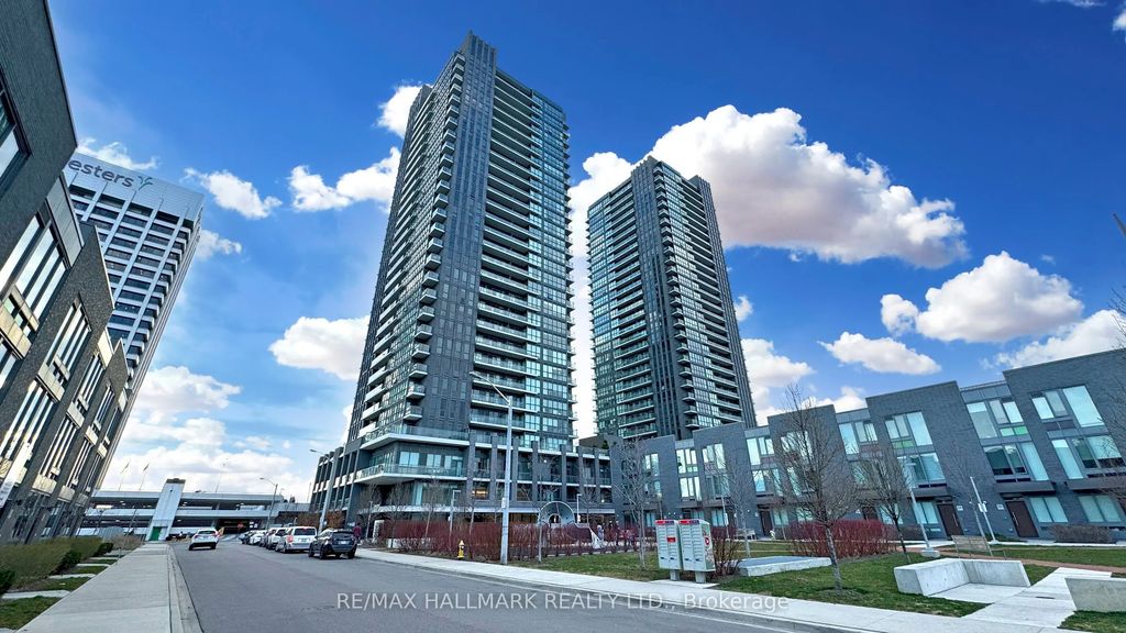 6 Sonic Way 808, Toronto C11