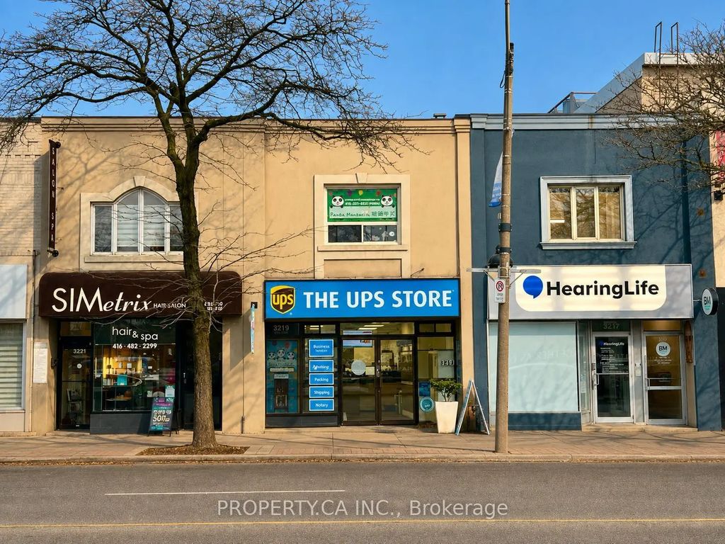 3221 Yonge Street, Toronto C04