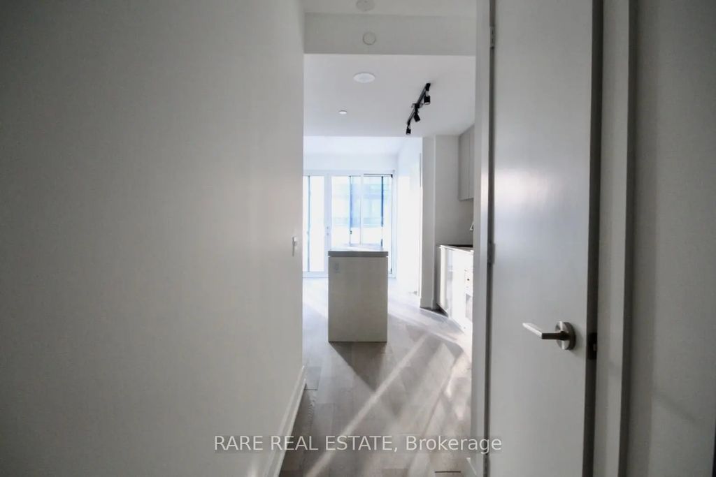 7 Grenville Street 1901, Toronto C01