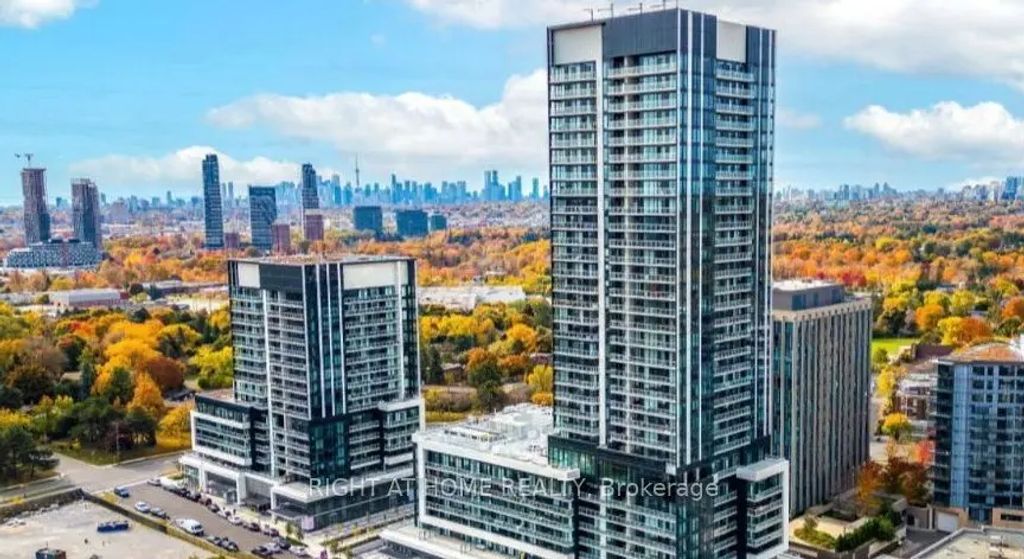 20 O'neill Road 527, Toronto C13
