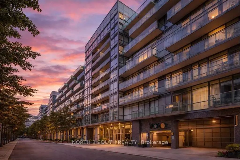 55 Stewart Street 524, Toronto C01
