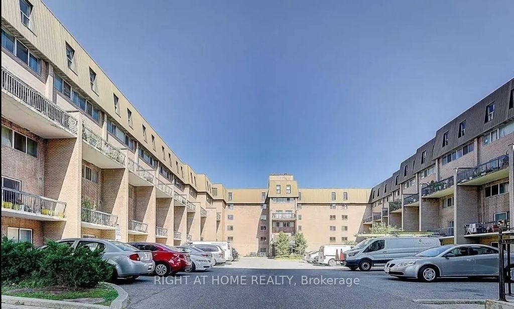 165 Gf Cherokee Boulevard 149, Toronto C15