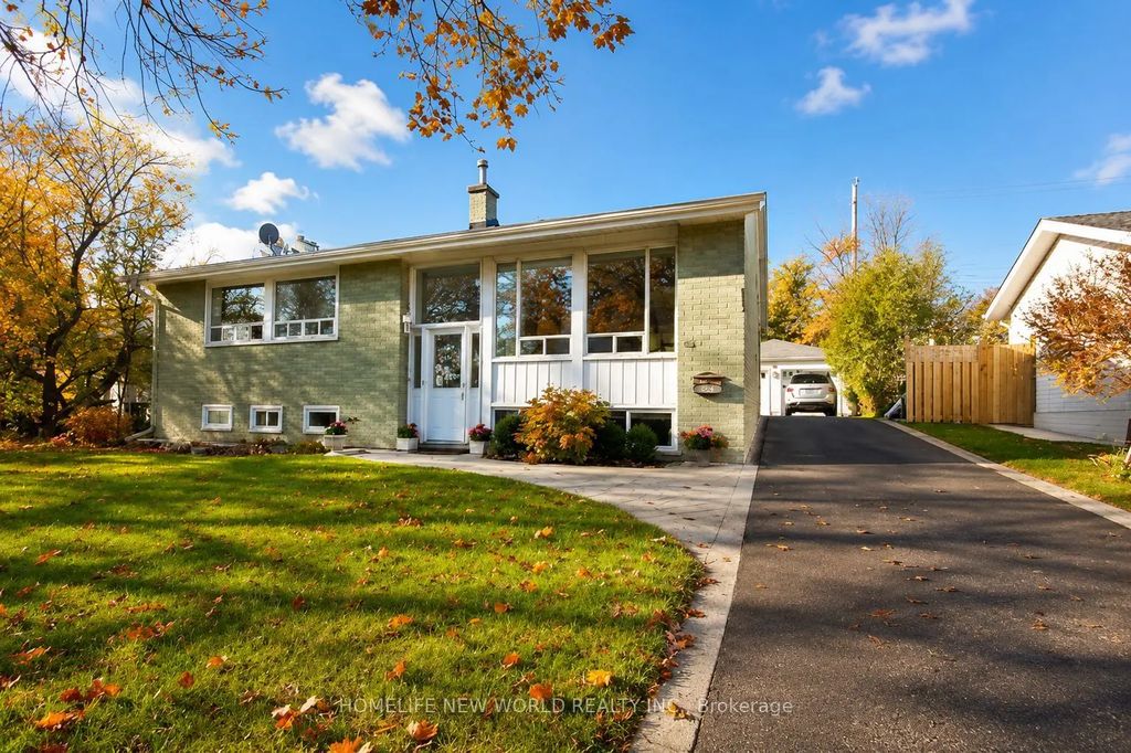 54 Southwell Drive, Toronto C13
