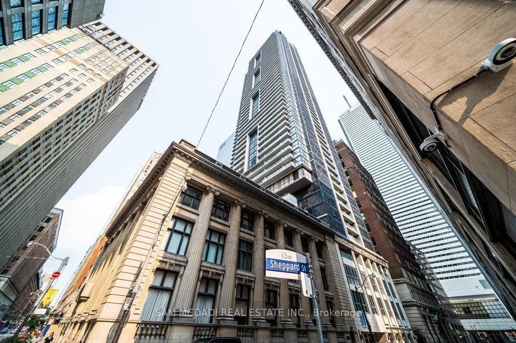 70 Temperance Street 608, Toronto C01