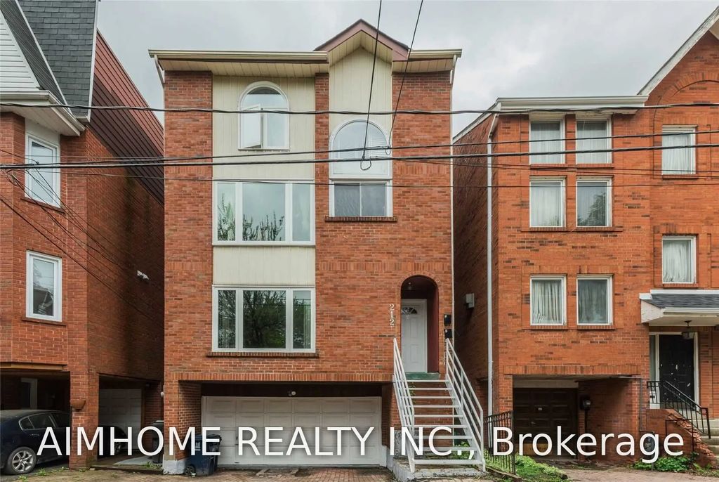 212 Milan Street Main, Toronto C08