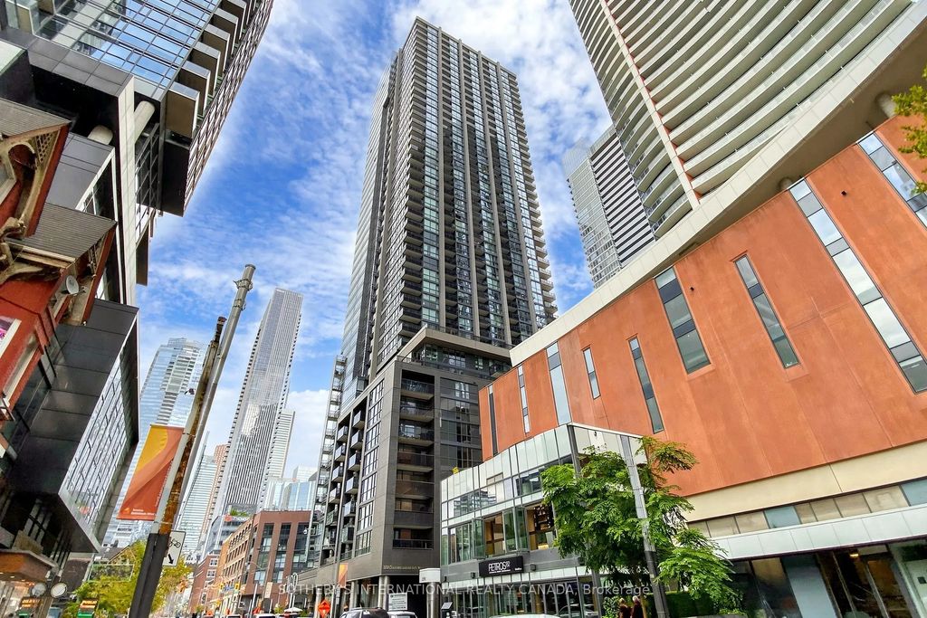 295 Adelaide Street W 3906, Toronto C01