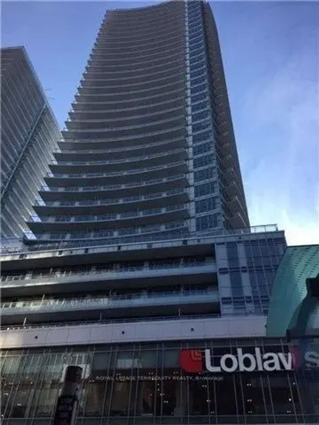 98 Lillian Street 2419, Toronto C10