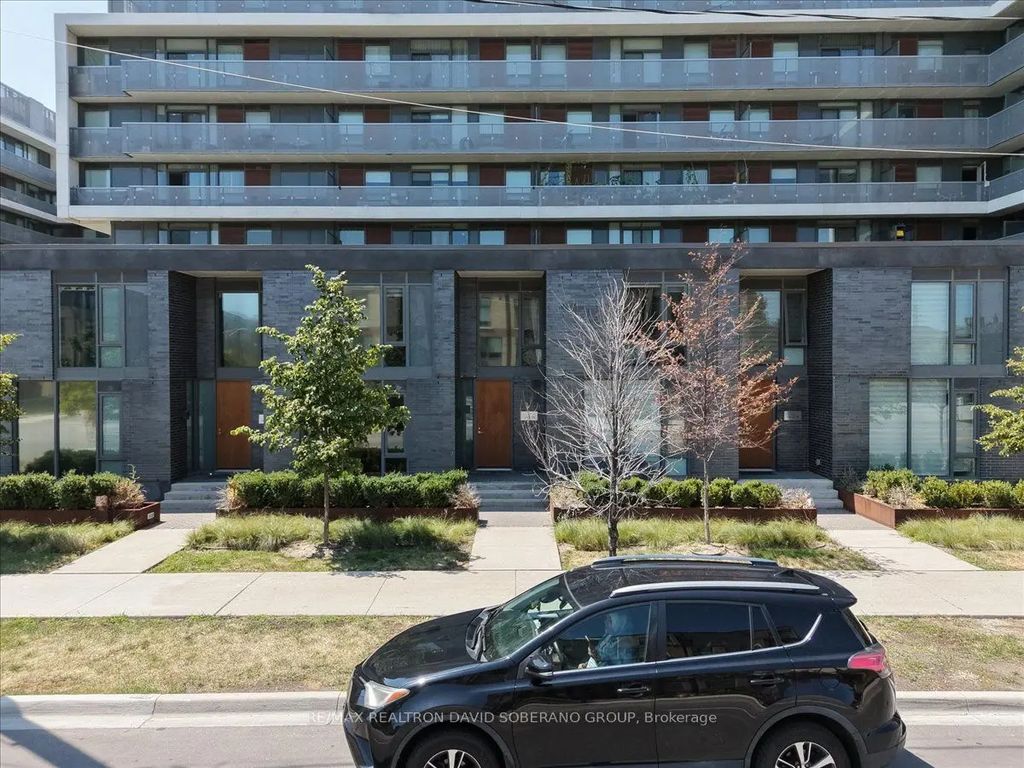 112 Varna Drive, Toronto C04